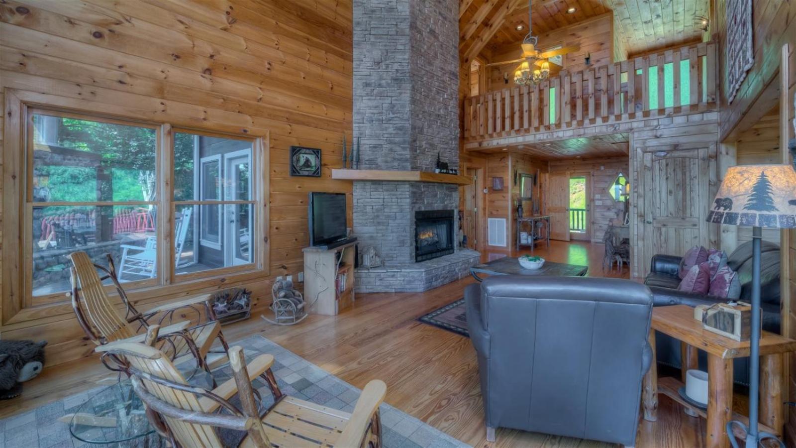 Pinecrest Lodge - Views In Aska Adventure Area Blue Ridge Zewnętrze zdjęcie